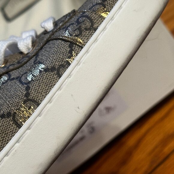 Gucci Supreme Sneakers with Bees - Picture 8 of 16